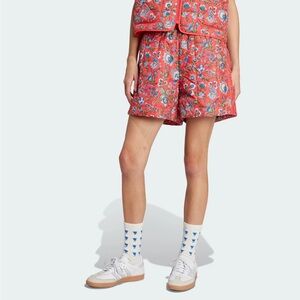 adidas women adidas Originals x Liberty
London Quilted Shorts M NWT